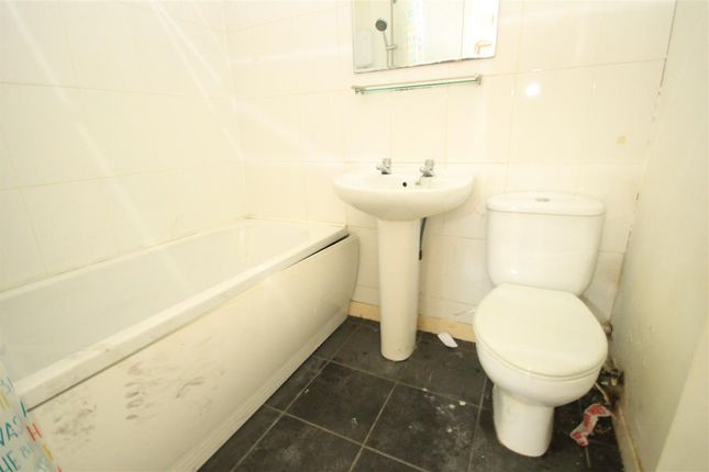 Flat 5, 18, Cambusnethan Street, Wishaw photo 4