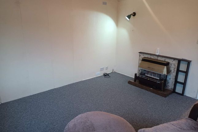 37, Greenhill Drive, Gloucester photo 2