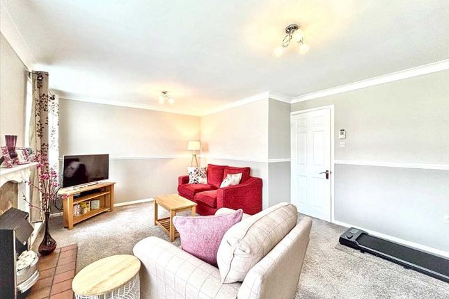 4, Derwent Drive, Kirkby In Ashfield photo 4