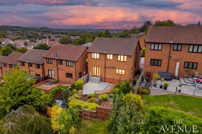 20 Martins Hill, Carlton, Nottinghamshire photo 4
