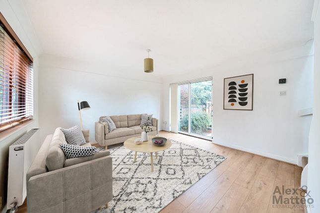 2-bed house on 35, Somerford Way, London, £2,300/mo