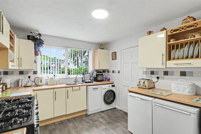 115 Fern Way, Ilfracombe, Ilfracombe photo 3