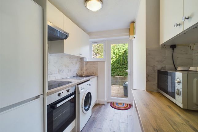 24, Crown Street, Brighton photo 4