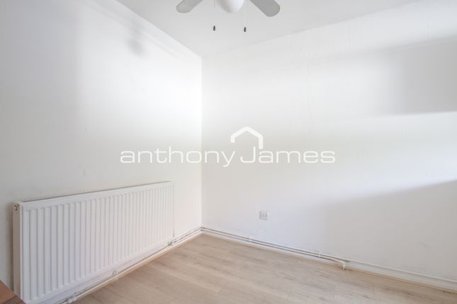 298 Phoenix Place, DARTFORD photo 5