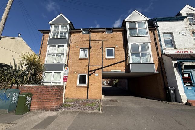 1-bed flat on Cwrt Iorweth,Flat 2, Clive Road, Cardiff, £145,000