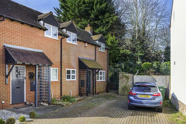 Semi-detached house for sale in Hurdlers Green, Watlington
