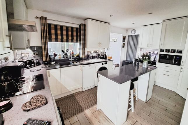 240 Bridge Road, Spalding photo 3