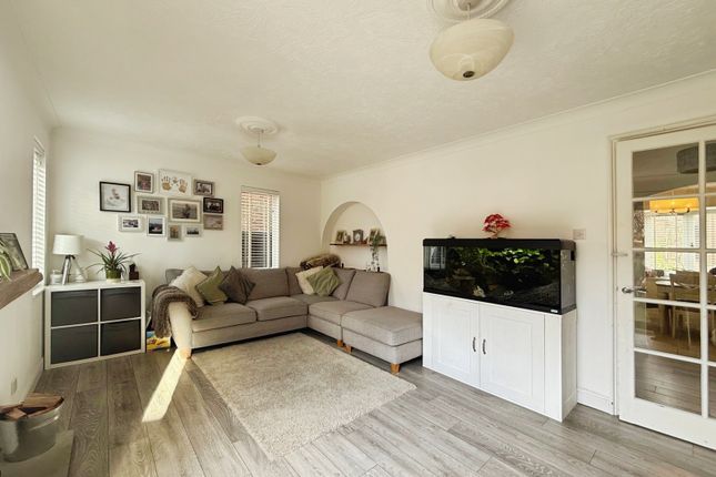 30, Merryman Drive, Berkshire photo 3
