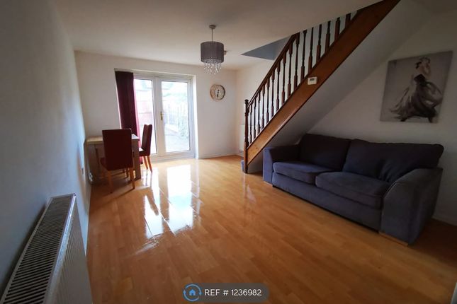 Thumbnail Terraced house to rent in Beamsley Drive, Manchester