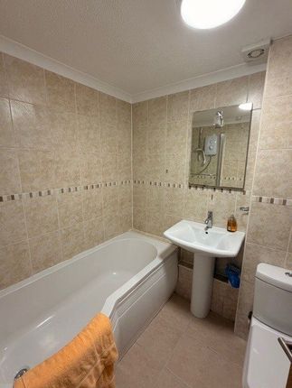 5 Lenthay Court, Lenthay Road Sherborne photo 4