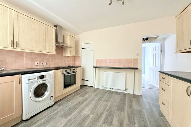 5, Pier Road, Great Yarmouth photo 5