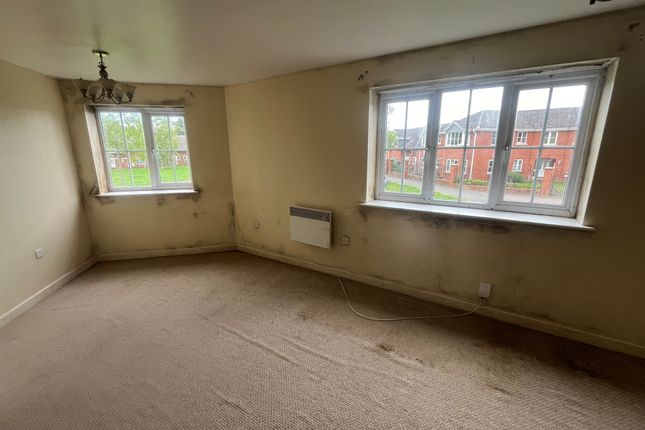 63, Purcell Road, Wolverhampton photo 4