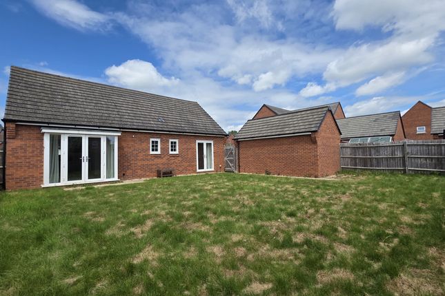 12, Stone Furlong, Long Itchington photo 2