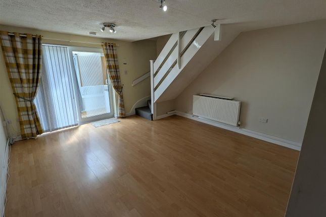 13, Thomas Close, Hereford photo 3