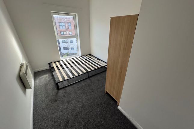 32, Lowbridge Court, Liverpool photo 5