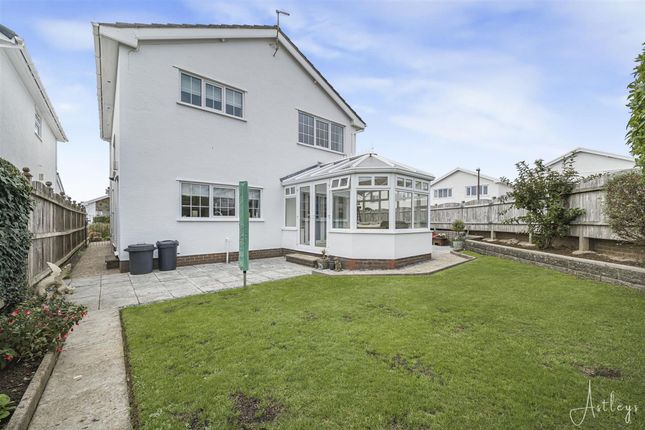 20, Gerretts Close, Swansea photo 4