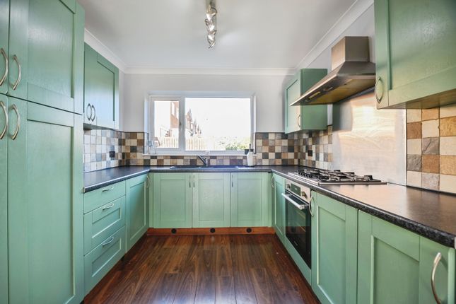 4, Redmayne Close, Billingham photo 4