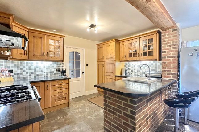 37, Gunters Lane, Bexhill-on-Sea photo 3