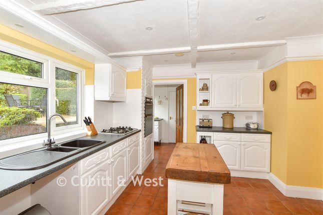 Billeen, High Street, Uckfield photo 3