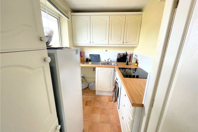 36, Henley Drive, Worcestershire photo 4