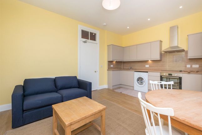 13/9, Hawthornvale, Edinburgh photo 3