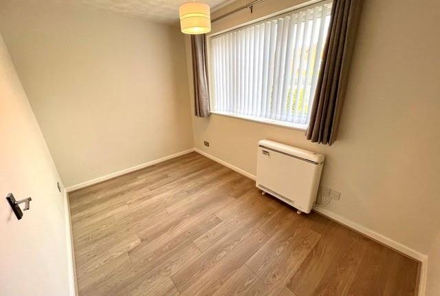 17, Brunel Close, Coventry photo 5