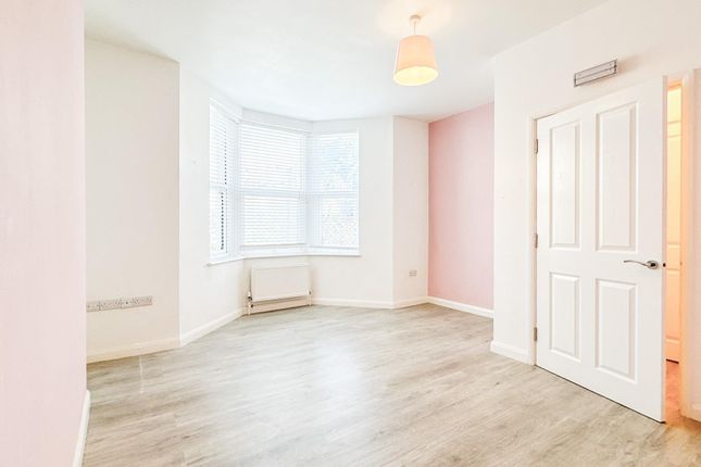 Thumbnail Flat for sale in North Street, Southville, Bristol