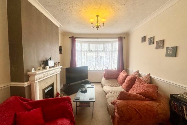 Terraced house for sale in Chelmsford Avenue, Grimsby