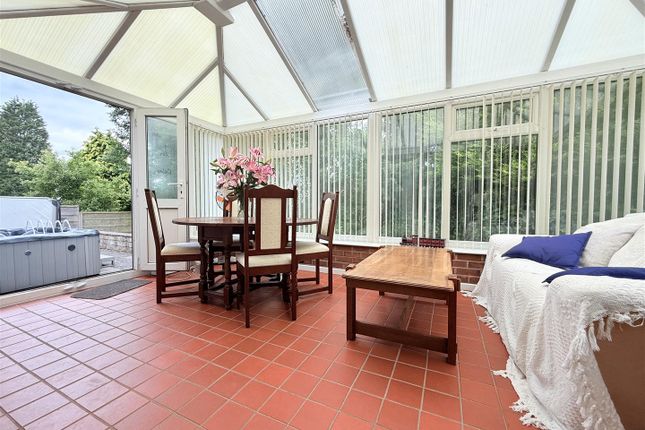 55, Boulderstone Road, Stalybridge photo 4
