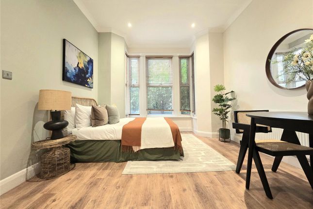 Flat 1, 33, Cleveland Park Avenue, Walthamstow photo 3