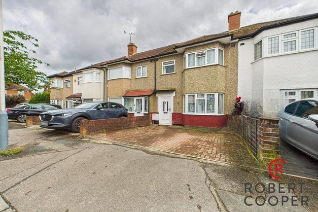 3-bed terraced on 5, Lea Crescent, Ruislip, £500,000