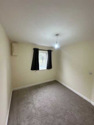 289, Flat 89 Lunar, Bradford, Flat 89 Lunar, Bradford, Bradford photo 5