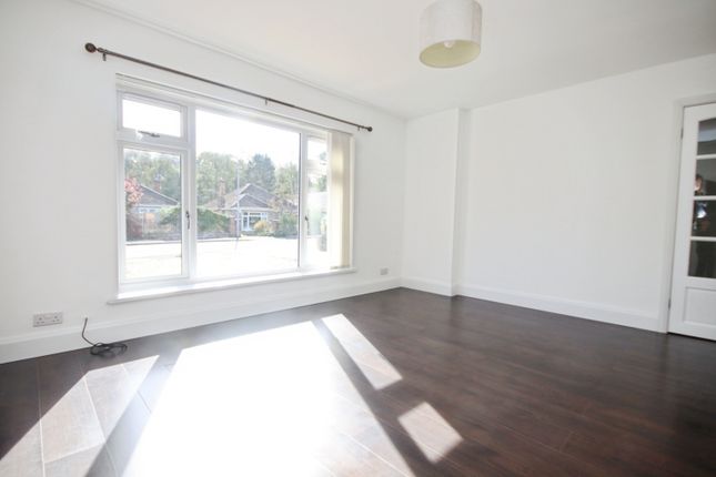 18, Woodland Avenue, Lincoln photo 3