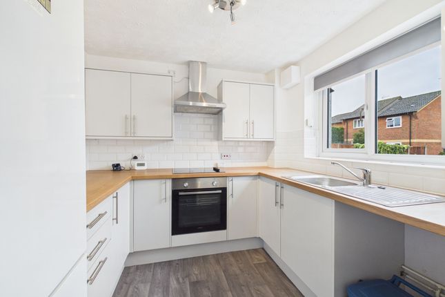 35 Juniper Close, Thetford photo 2