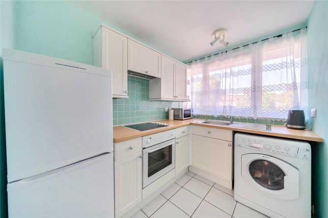 35, Fairlea Place, Ealing photo 3