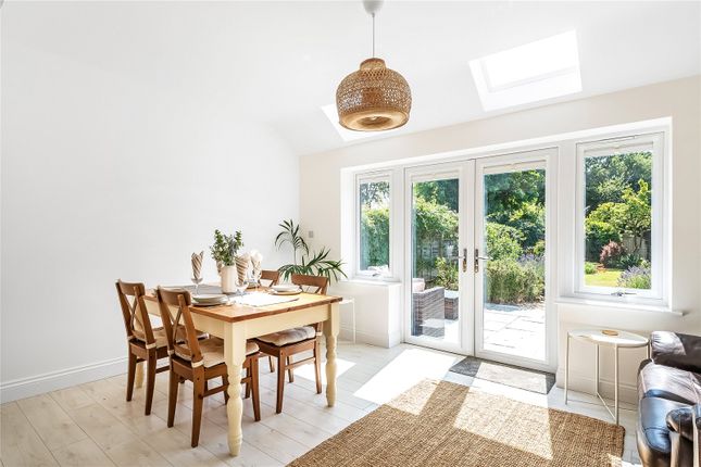 112, Mill Lane, Surrey photo 4