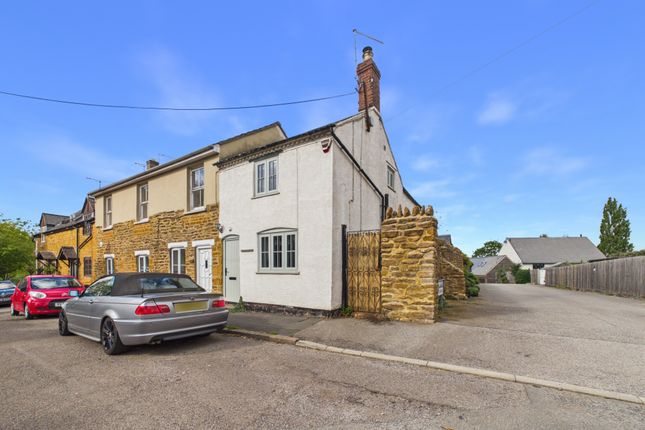 3-bed house on Vine Cottage 14, Harbidges Lane, Northampton, £325,000
