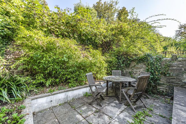 Ambra Terrace, Ambra Vale East, Clifton, Bristol BS8, 2 bedroom ...