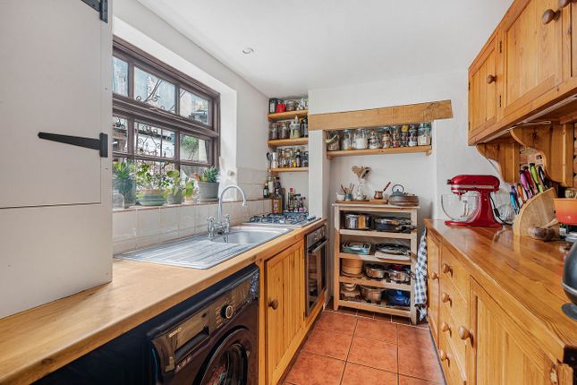 3, Jubilee Crescent, Thrupp photo 3
