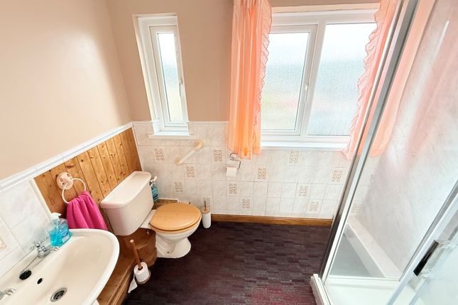 6 Highfield Road, Cleator Moor photo 5