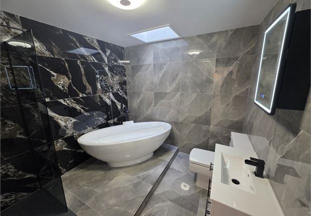 7, Primrose Street TONYPANDY, TONYPANDY photo 4