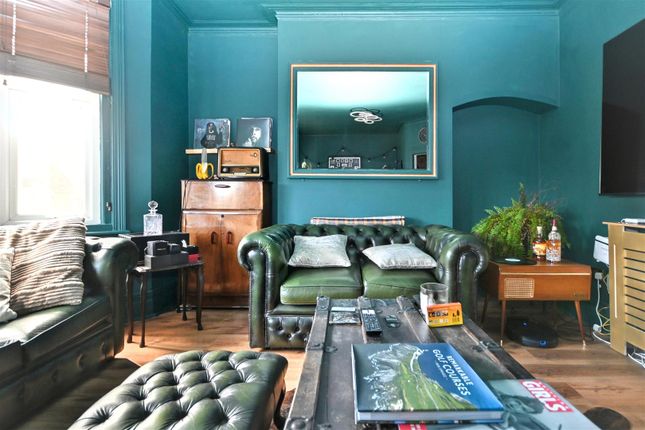 Flat 2, 12, Gore Park Road, Eastbourne photo 5