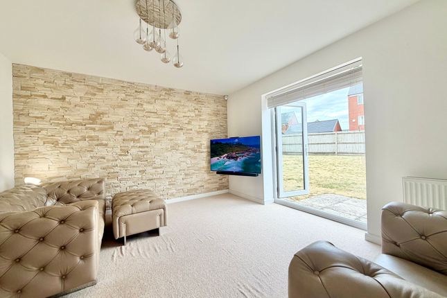 2 Cordelia Drive, Leicester photo 2