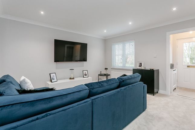 43, Lodeneia Park, Dalkeith photo 2