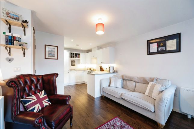 Thumbnail Flat for sale in Admiralty Road, Portsmouth