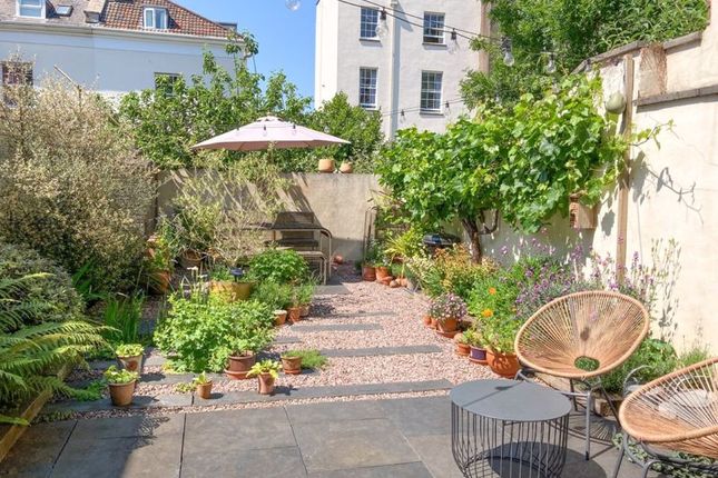 Town house for sale in West Park, Bristol