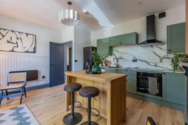 Flat 3, 57, Oakfield Street, Cardiff photo 4