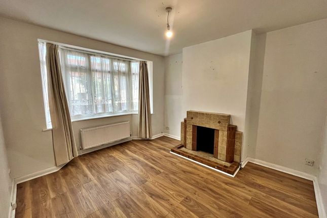 Verulam Road, Greenford photo 2