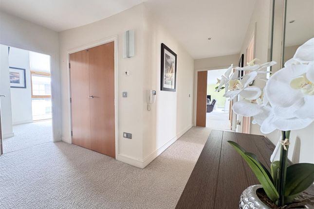 35 Centauri Court, Midway Quay, Eastbourne photo 2