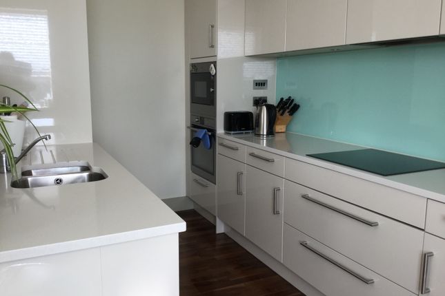 Flat for sale in Hop House, Brewery Square, Dorchester